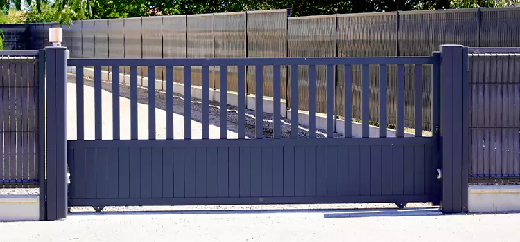 Driveway Gate Installation Contractors Milwaukee
